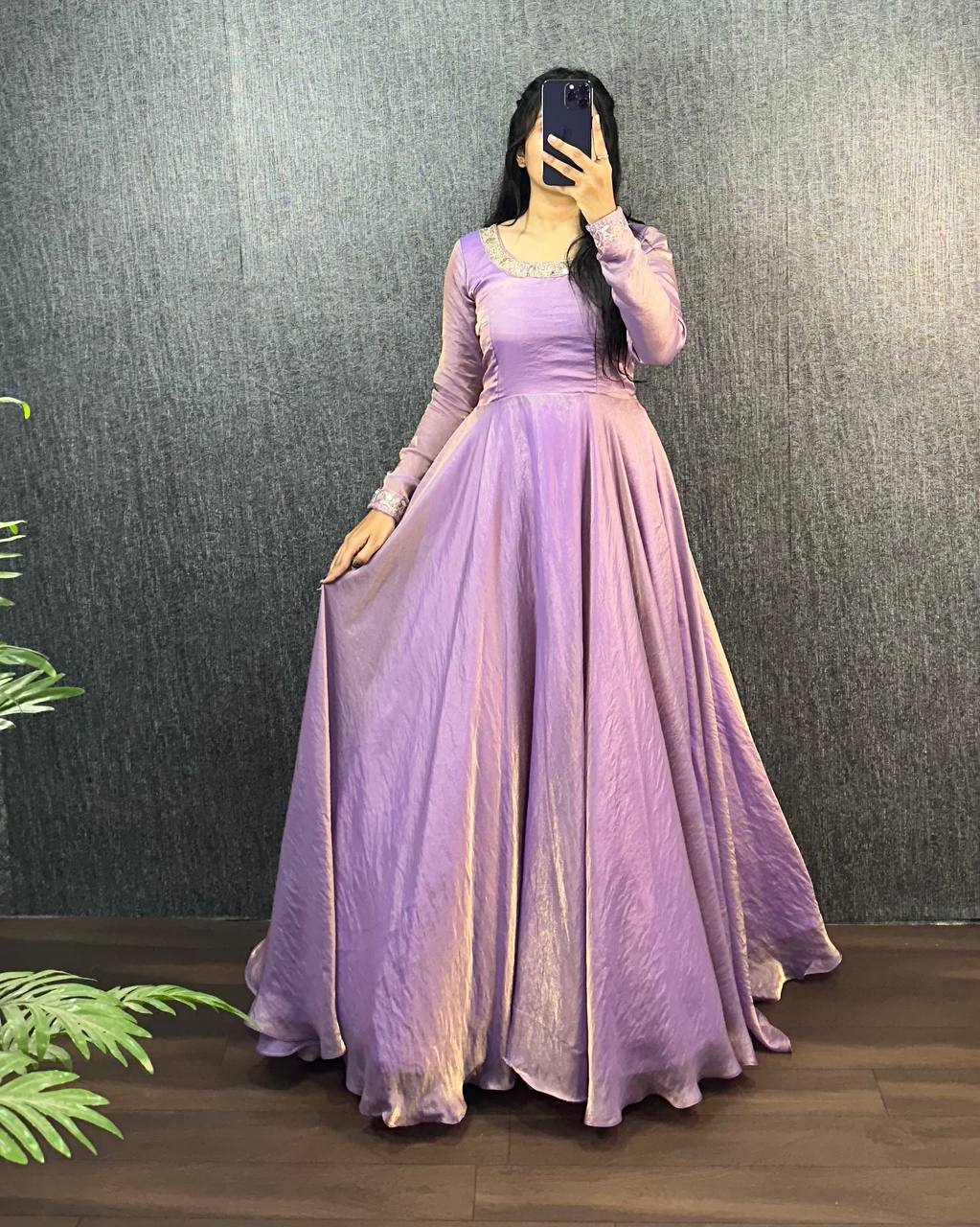 EXCLUSIVE GOWN MASTER SERIES