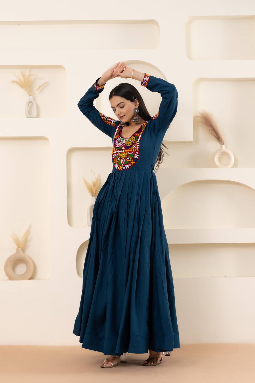 Festival Special Gamthi Work Gown