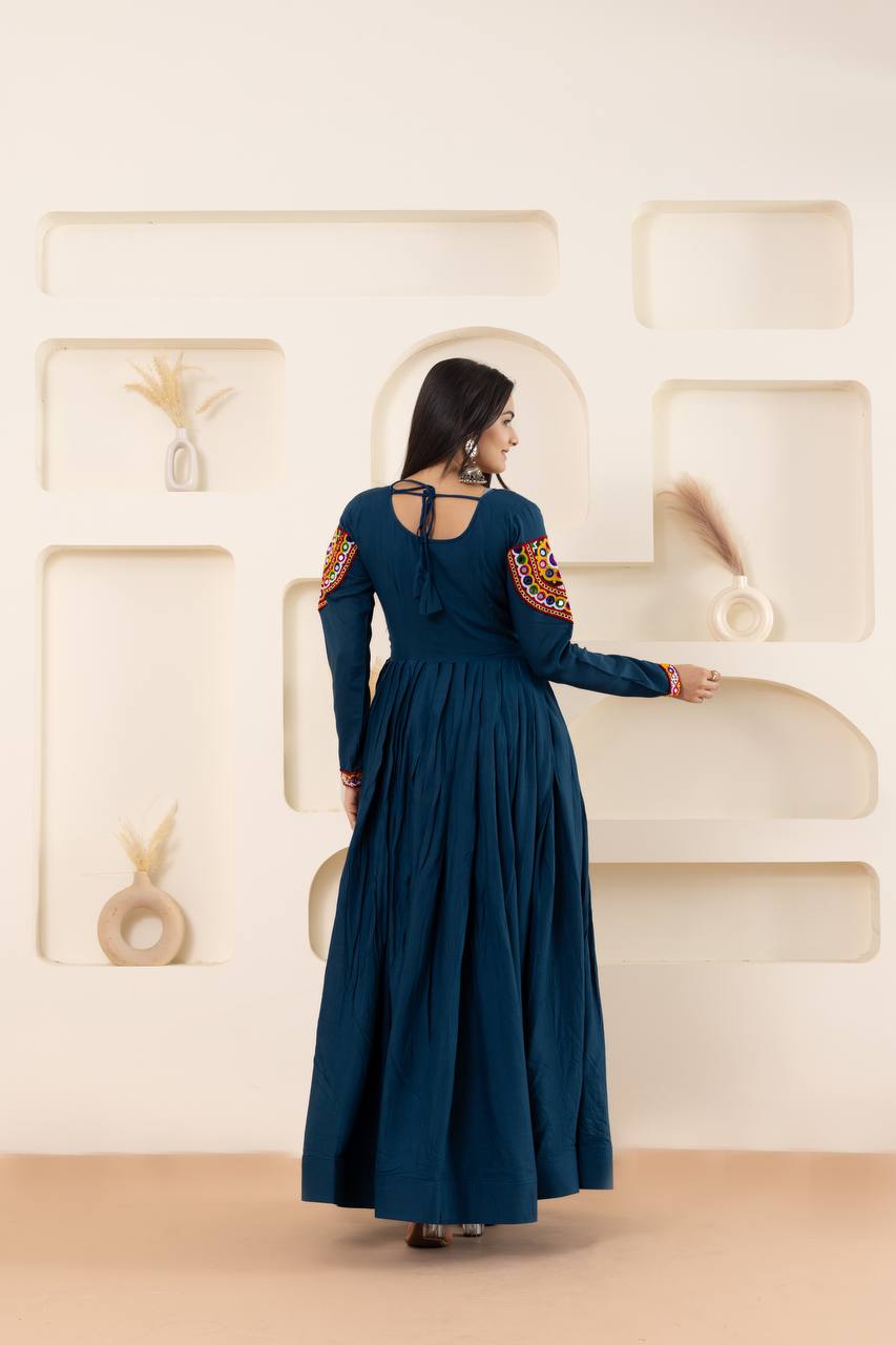 Festival Special Gamthi Work Gown