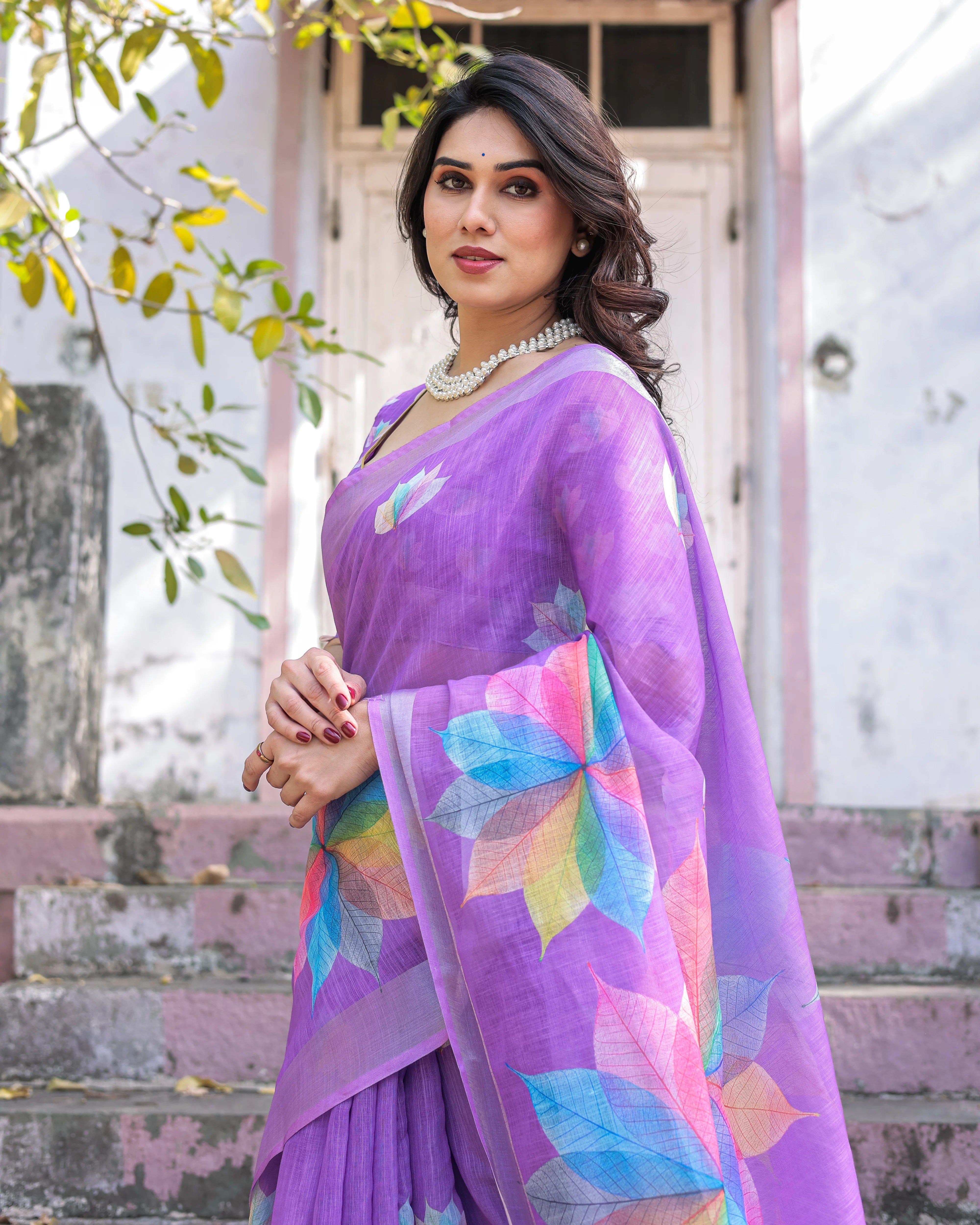 Multicolor Linen Saree with Traditional Patterns