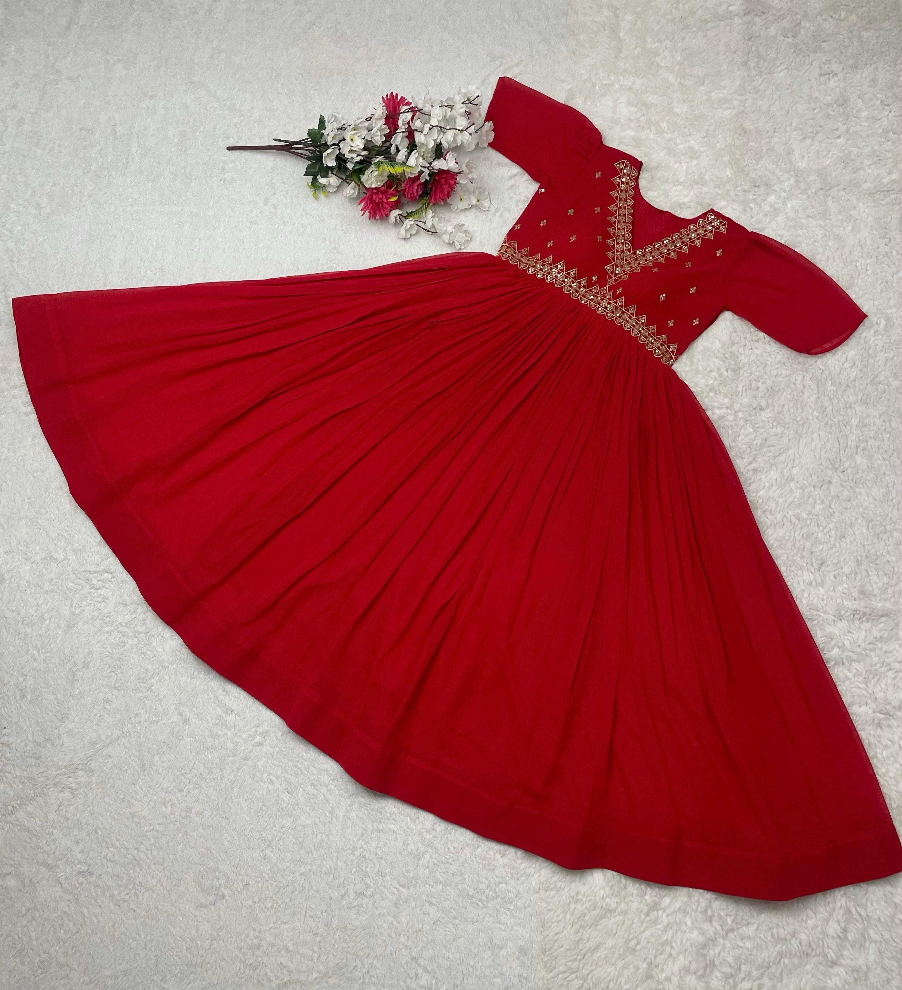 Diamond Glimmer Georgette Gown